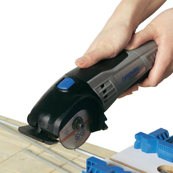 Dremel DSM20 Versatile Compact Saw 710W Rapid Online