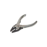 Maun Flat Nose Pliers Serrated/Smooth Jaw - 160mm