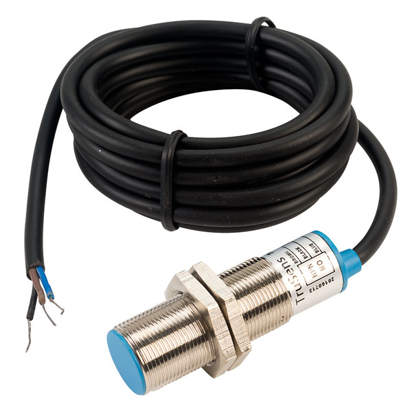 TruSens PIP-T18L-001 5mm PNP N/O M18 Long Inductive Sensor Cable Out