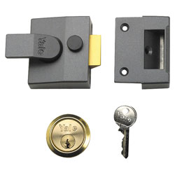 84 Standard Nightlatch 40mm Backset DMG Finish Box