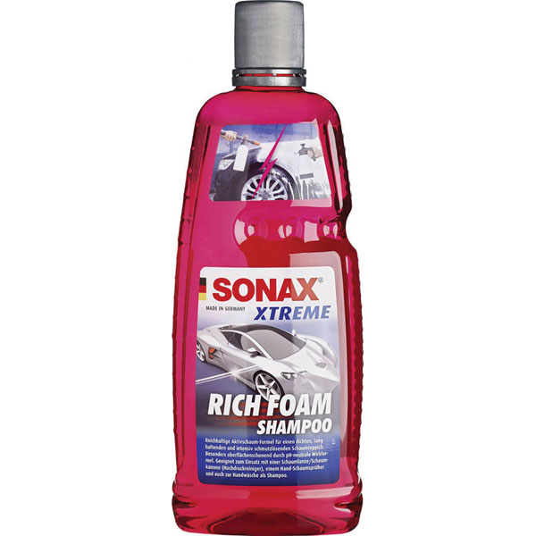 Sonax 248300 XTREME Rich Foam Shampoo: pH-neutral berry-scented cl...