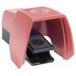 Bernstein Ltd. 6061800012 Foot Switch 240V AC 10A 1-Pedal Cover IP65