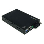 StarTech.com ET90110SM302 10/100 Mbps Single Mode Fiber Media Converter SC 30 km