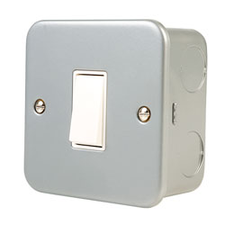 Click CL011 Switch Metal Clad 1 Gang | Rapid Online