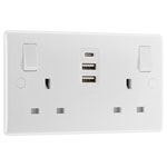 BG 822UAAC15 White Nexus 13A 2G Sw Skt + USB 2 X A + 1 X C 15W