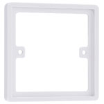 BG 817 White Nexus Moulded 1 Gang, 10mm Square Spacer