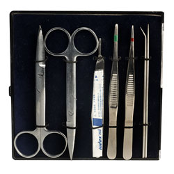 RVFM Dissecting Set of 8 with Plastic Case