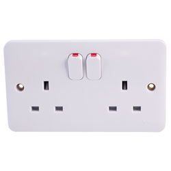 Schneider Electric GGBL3020 2 Gang 13A Switched Mains Socket | Rapid ...