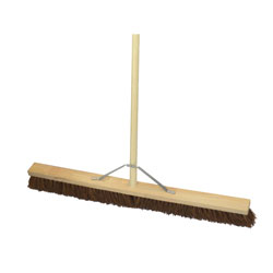 Faithfull FAIBRBASS36H Stiff Bassine Broom 900mm (36in) + Handle & Stay