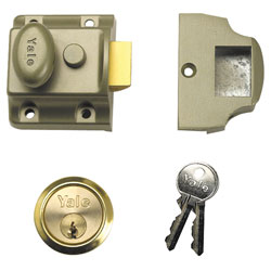 Yale Locks 706 Traditional Nightlatch 40mm Backset ENB Finish Box