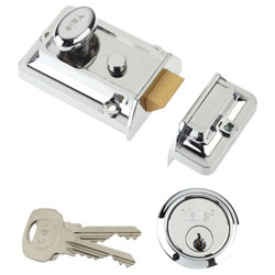 Yale Locks P77 Traditional Nightlatch 60mm Backset Chrome Finish Visi