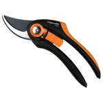 Fiskars 1057169 P541 Plus™ Bypass Pruner
