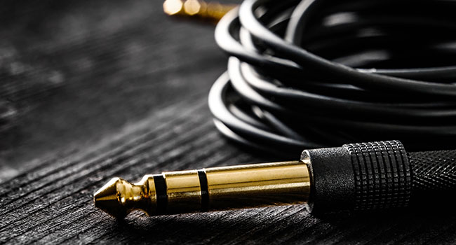 Truconnect audio/video connectors