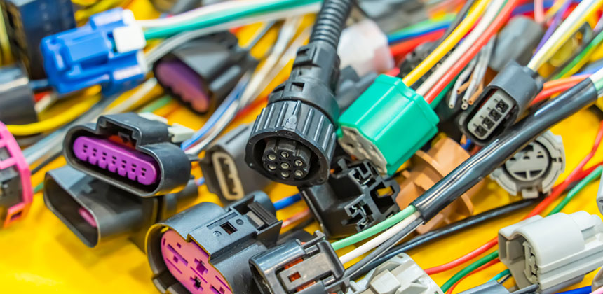 A selection of connector types including circular industrial, XLR and D-sub connectors